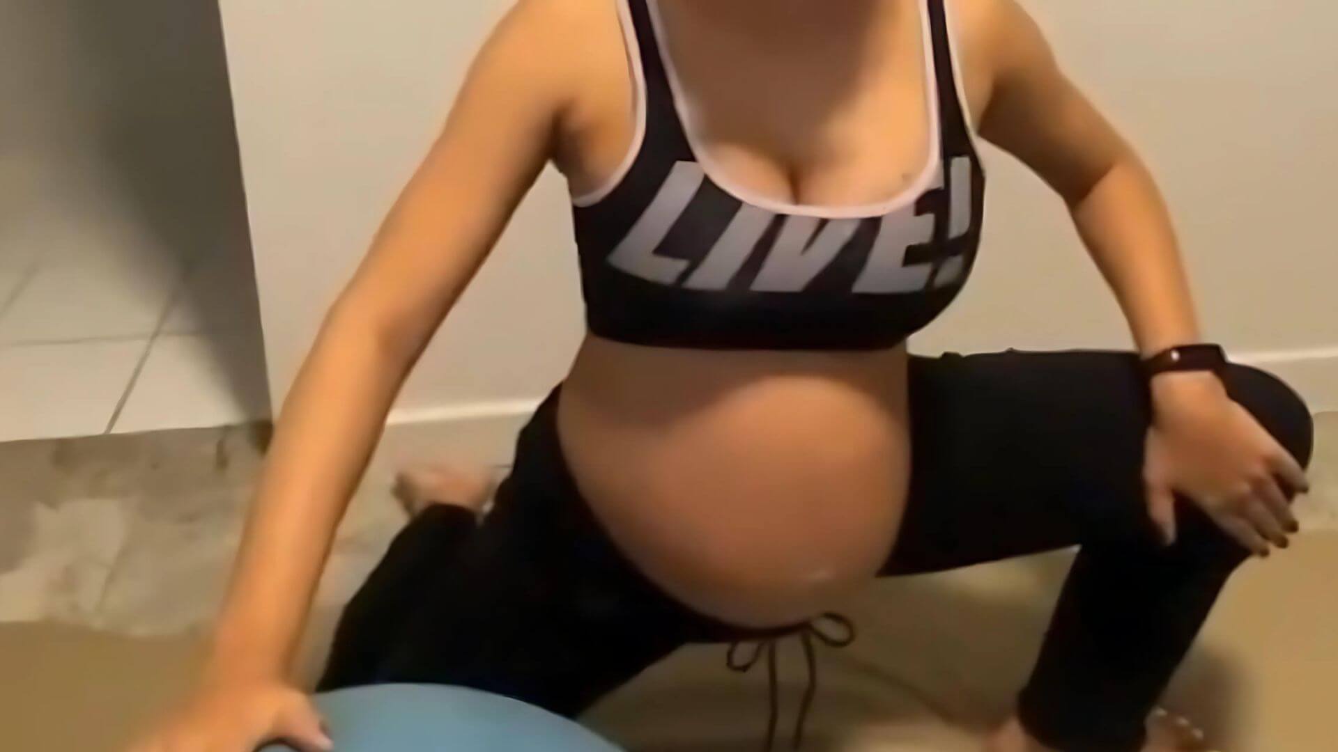 3 (12)